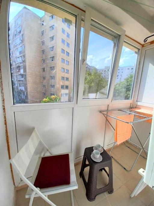 Garsoniera Linistita Zona Vitan Бухарест Экстерьер фото